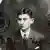 Франц Кафка на снимка за паспорт от 1915/1916 година